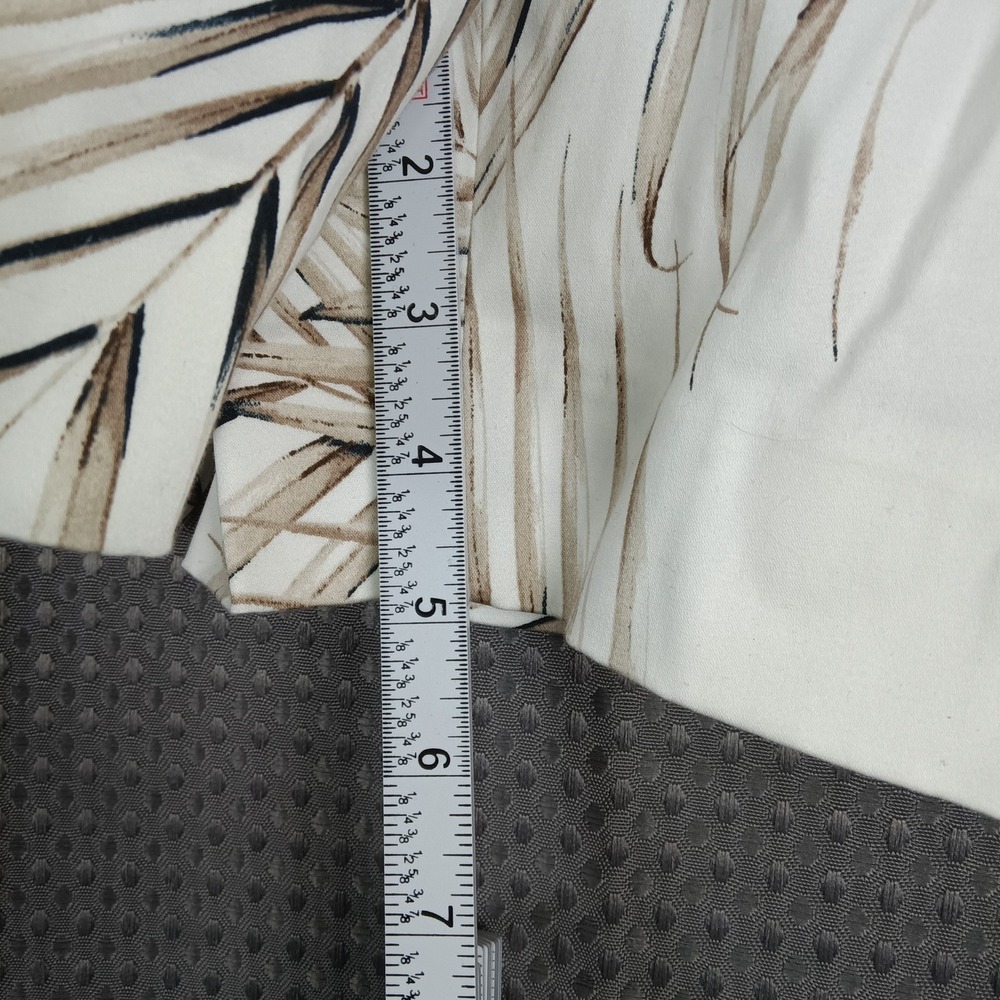 White House Black Market The 5" Palm Leaf Print Belted Shorts Women's Size 10 - Picture 6 of 16